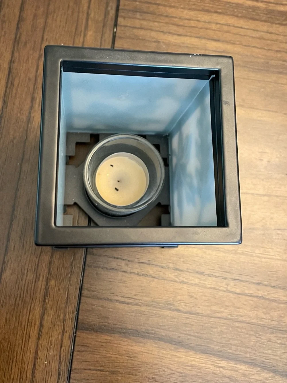 PartyLite Black Leaf Cutout Lantern Candle Holder Very Good Condition - Picture 4 of 7